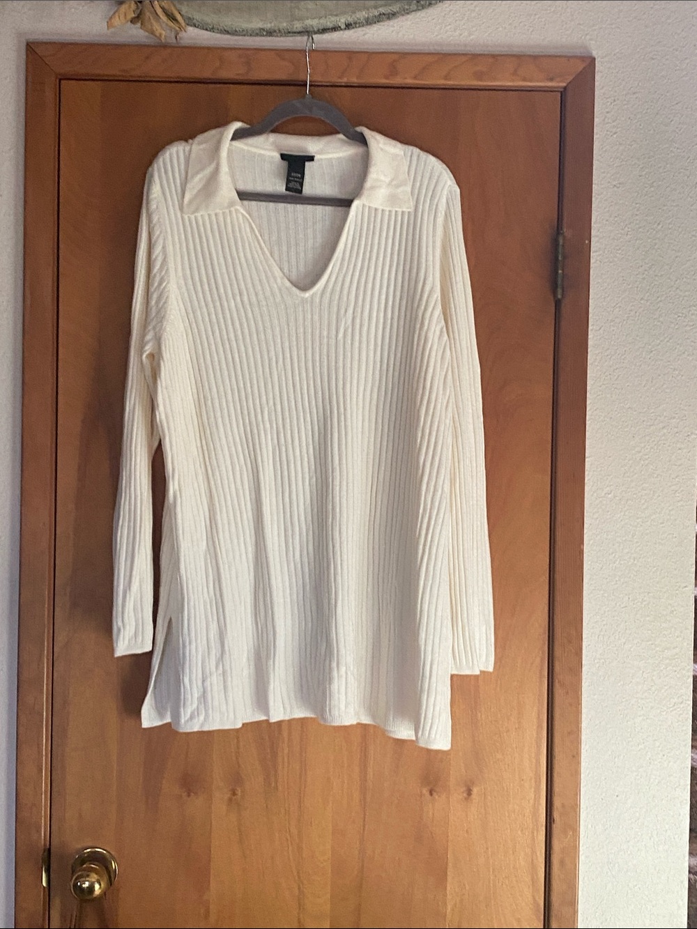 Lane Bryant Cream Ribbed V-Neck Sweater